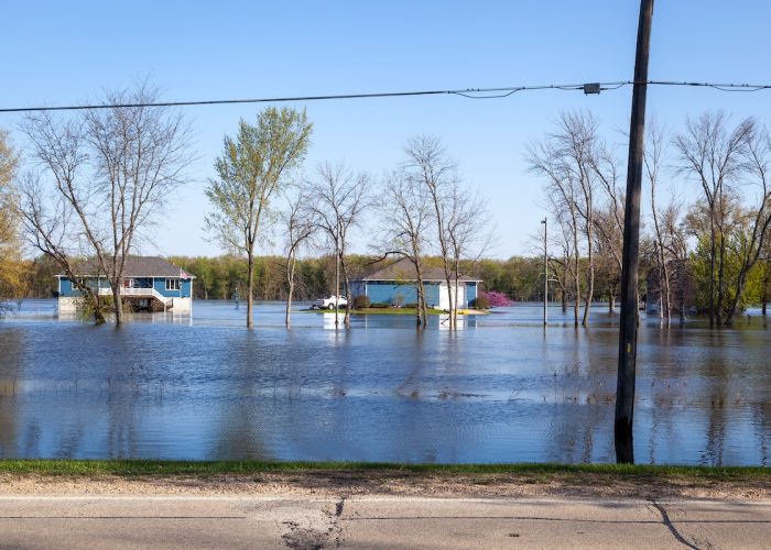 Midwest flash flood after storm leaves homes with water damage